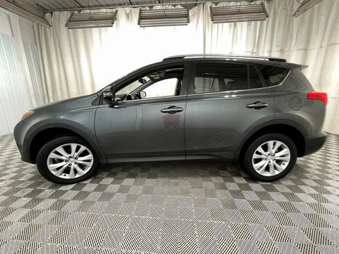 Used 2014 Toyota RAV4 Limited image 14