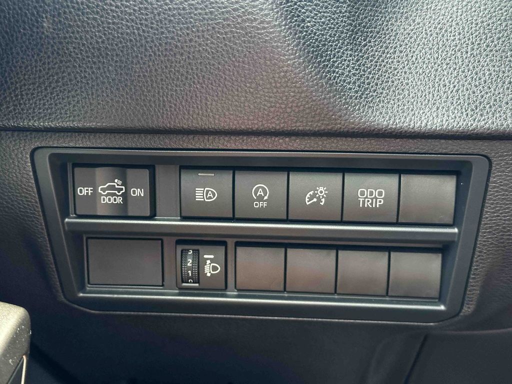 Used 2024 Toyota Tundra SR5 AWD/4WD image 35