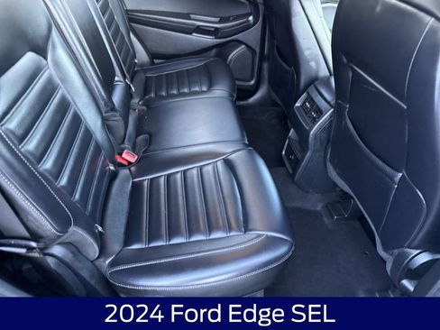 Used 2024 Ford Edge SEL image 14
