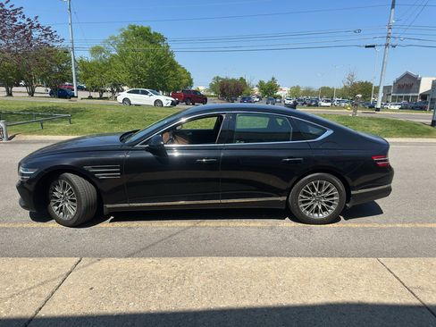 Used 2024 Genesis G80 2.5T image 7