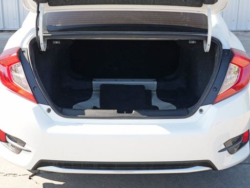 Used 2020 Honda Civic EX image 9