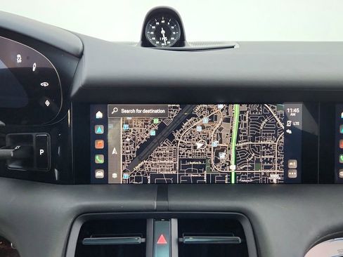 Used 2024 Porsche Taycan GTS image 34