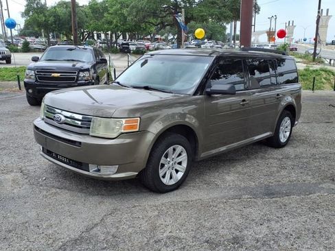 Used 2012 Ford Flex SE FWD image 3