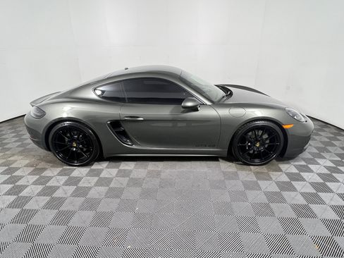 Certified 2026 Porsche Cayenne GTS AWD/4WD image 8