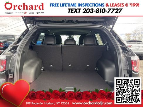 New 2026 Jeep Compass Latitude image 11