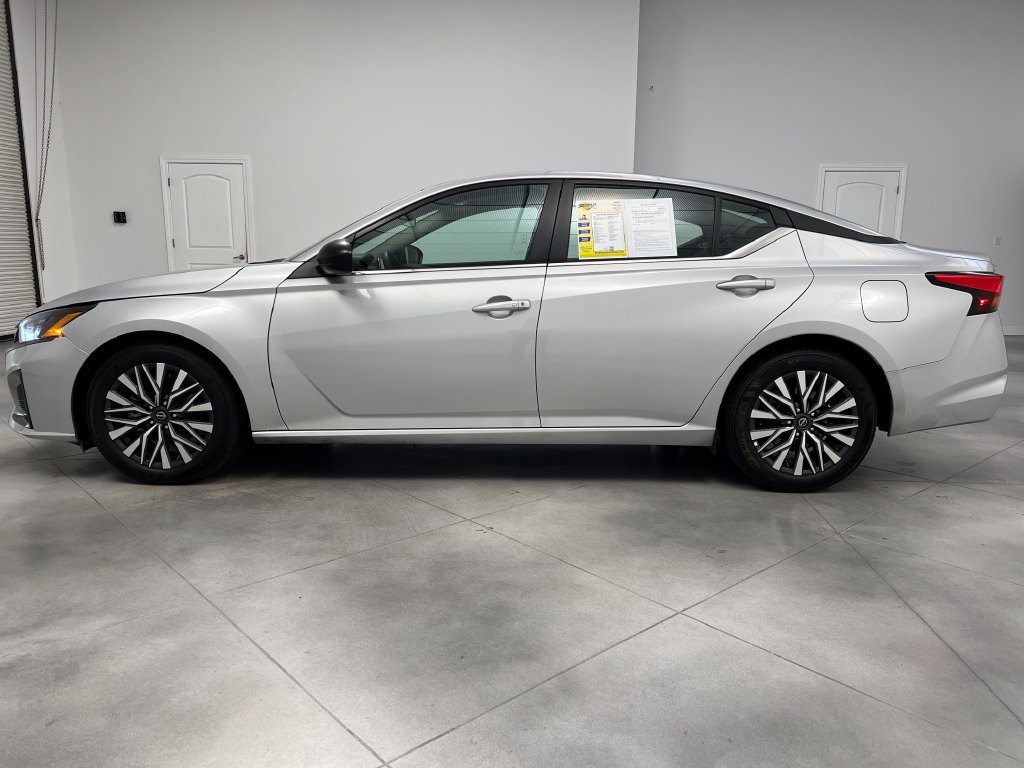 Used 2026 Nissan Altima 2.5 SV FWD image 5
