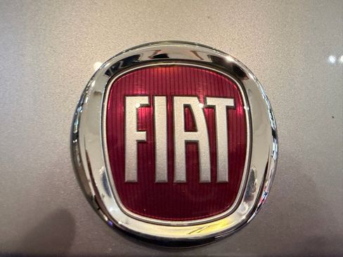 Used 2017 FIAT 124 Spider Classica image 11