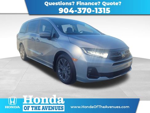 New 2026 Honda Odyssey Touring image 1