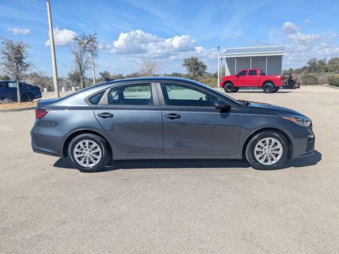 Used 2021 Kia Forte Sedan image 4