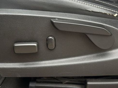 Used 2018 GMC Canyon SLT w/ Driver Alert Package AWD/4WD image 28