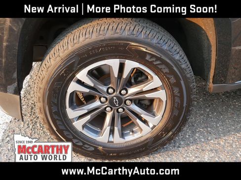 Used 2021 Chevrolet Colorado Z71 w/ Safety Package AWD/4WD image 8