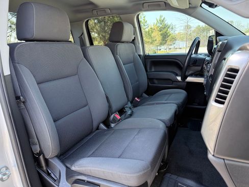 Used 2018 Chevrolet Silverado 1500 LT image 35