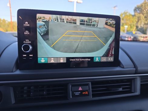 New 2025 Honda Pilot Touring image 22