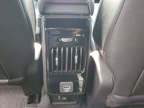 New 2026 Jeep Compass Latitude image 14