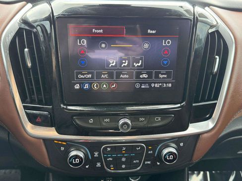 Used 2020 Chevrolet Traverse High Country AWD/4WD image 26