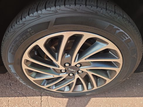 Used 2020 Lincoln Nautilus Reserve AWD/4WD image 9