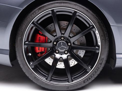 Used 2015 Mercedes-Benz SL 63 AMG w/ Driver Assistance Package image 53