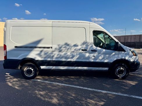 Used 2015 Ford Transit 250 148 Medium Roof image 5