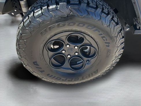 Used 2023 Jeep Wrangler Unlimited Rubicon 392 AWD/4WD image 14