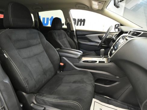 Used 2018 Nissan Murano S image 14