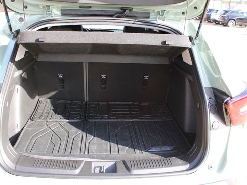 Used 2025 Chevrolet Trax ACTIV w/ Driver Confidence Package image 16