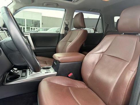 Used 2021 Toyota 4Runner Limited AWD/4WD image 15