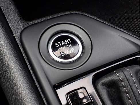 Certified 2025 Nissan Sentra S FWD image 26