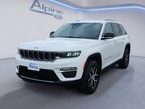 Used 2024 Jeep Grand Cherokee Limited AWD/4WD image 1