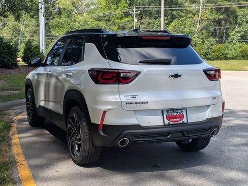 New 2026 Chevrolet TrailBlazer RS w/ Convenience Package FWD image 4