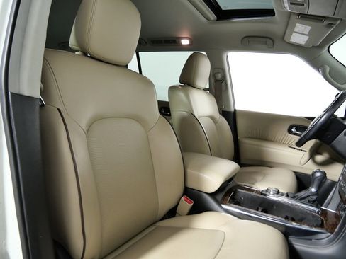 Used 2019 Nissan Armada SL w/ Premium Package AWD/4WD image 11