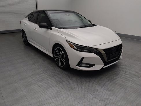 Used 2022 Nissan Sentra SR w/ SR Premium Package FWD image 13