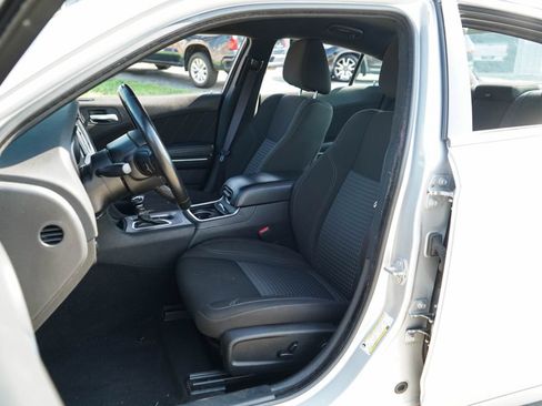 Used 2023 Dodge Charger SXT RWD image 7
