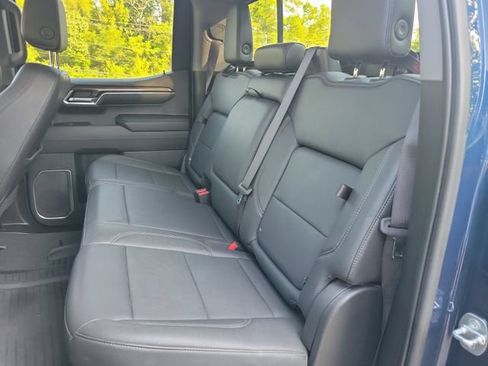 Used 2023 Chevrolet Silverado 1500 RST AWD/4WD image 9