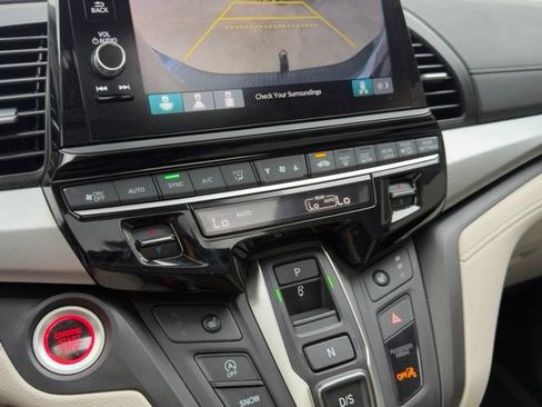 Certified 2025 Honda Odyssey EX-L image 22