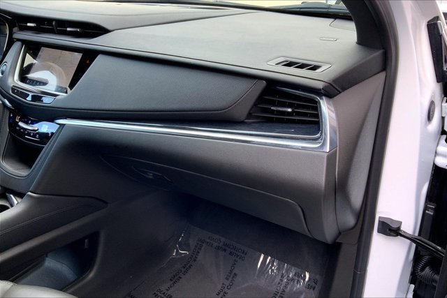 Used 2024 Cadillac XT5 Premium Luxury w/ LPO, Floor Liner Package AWD/4WD image 16