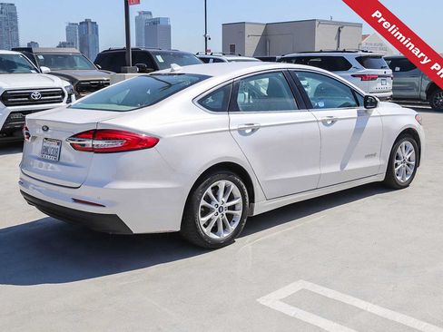 Used 2019 Ford Fusion SEL FWD image 6