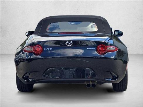 Used 2022 MAZDA MX-5 Miata Sport RWD image 6