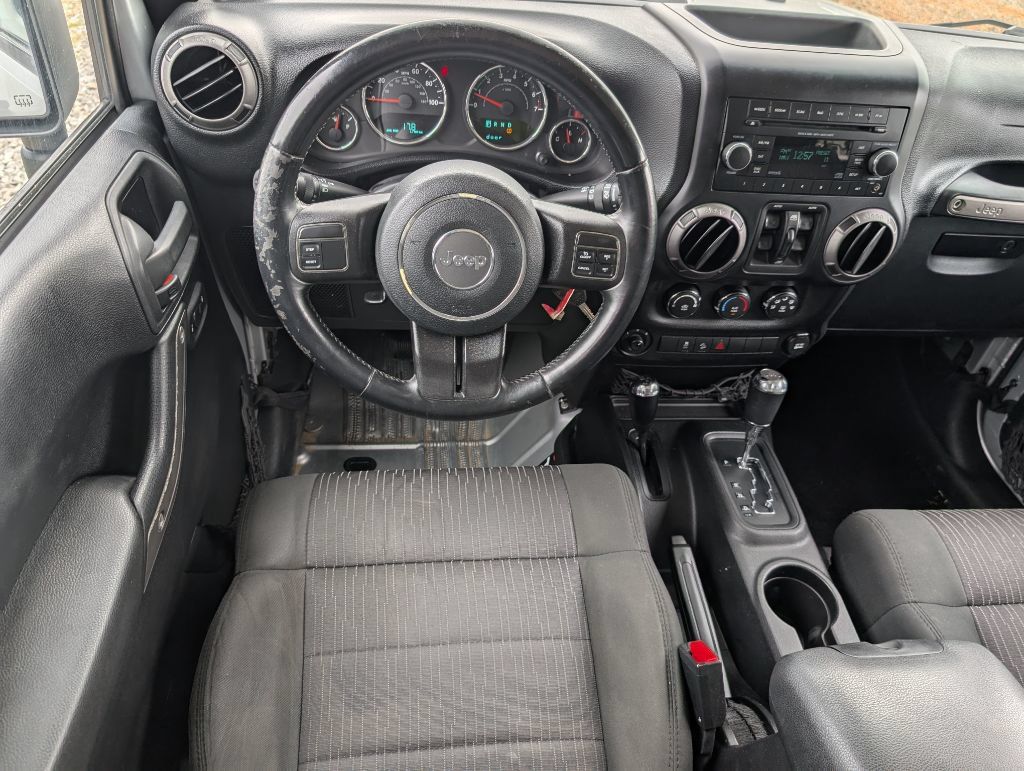 Used 2012 Jeep Wrangler Unlimited Sport AWD/4WD image 7
