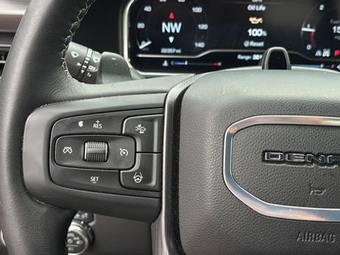 Used 2025 GMC Sierra 1500 Denali Ultimate AWD/4WD image 23