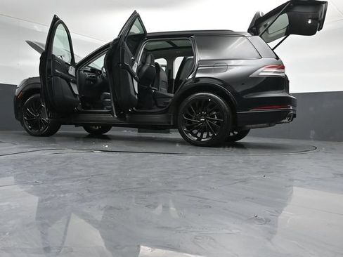 Certified 2025 Lincoln Aviator Reserve w/ Equipment Group 201A AWD/4WD image 57