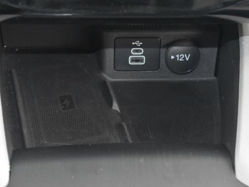 Used 2024 Ford Escape Platinum w/ Premium Technology Package AWD/4WD image 26