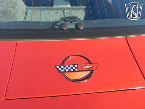 Used 1987 Chevrolet Corvette Coupe image 9