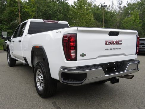 Used 2024 GMC Sierra 3500 Pro w/ Convenience Package image 8