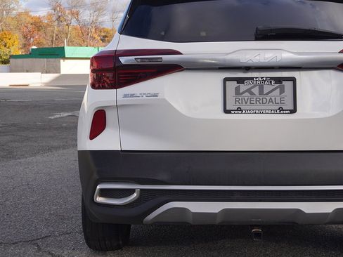 Used 2023 Kia Seltos S w/ Navigation Package image 16