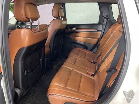 Used 2012 Jeep Grand Cherokee Overland w/ Mopar Chrome Edition Group image 13