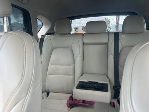 Used 2018 MAZDA CX-5 Touring w/ Preferred Equipment Package FWD image 19