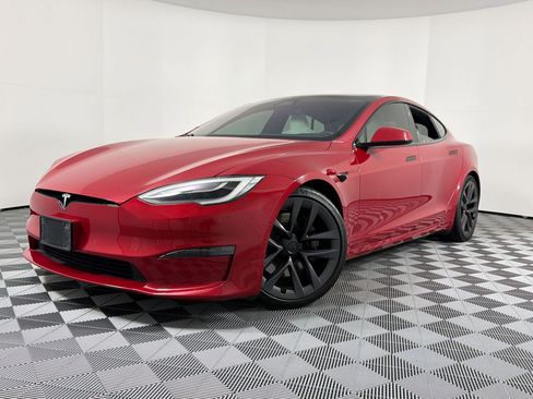 Used 2022 Tesla Model S image 1