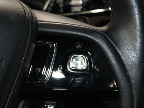 Used 2021 Lincoln Aviator Reserve w/ Equipment Group 201A AWD/4WD image 38