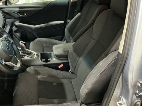Used 2021 Subaru Outback Premium image 4