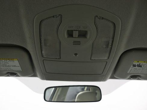 Used 2015 Toyota Prius Two image 24